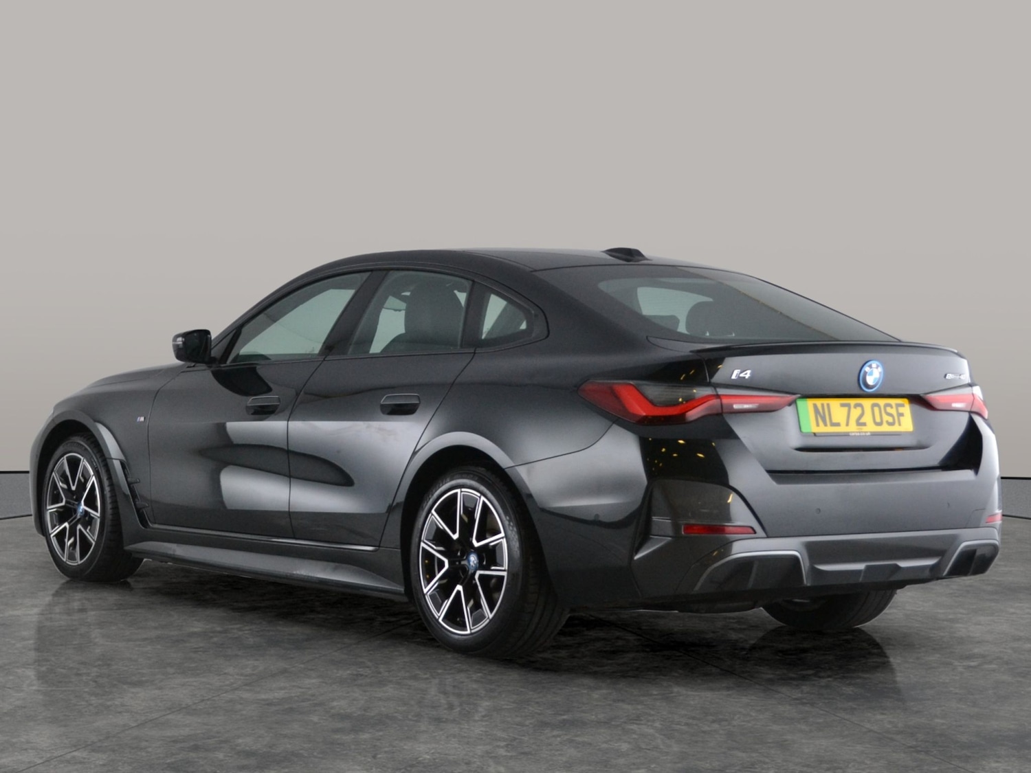 Used BMW i4 2022 for sale - 76353541: Photo 13