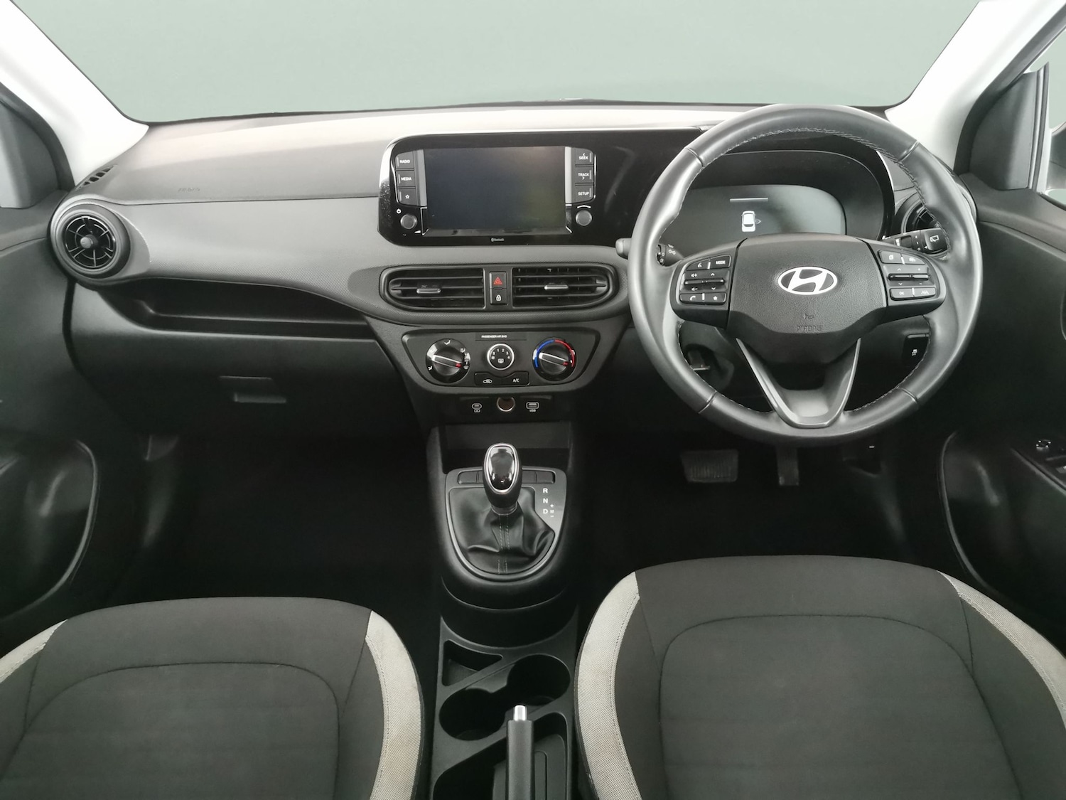 Used Hyundai i10 2023 for sale - 77043719: Photo 7