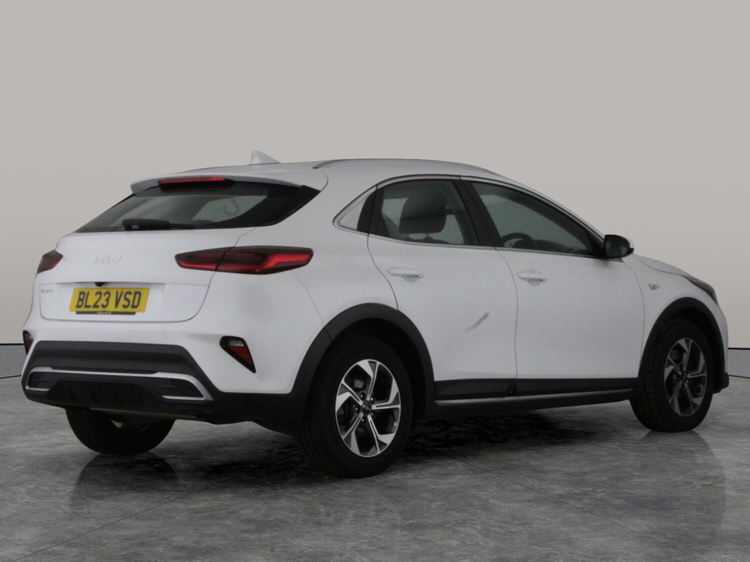 Used Kia XCeed 2023 for sale - 77493063: Photo 10