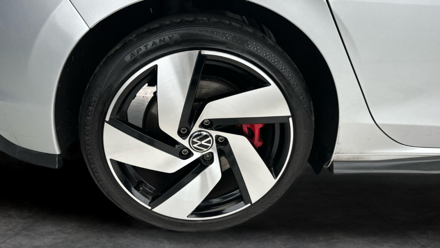 Used Volkswagen Golf for sale - 77660735: Photo 11