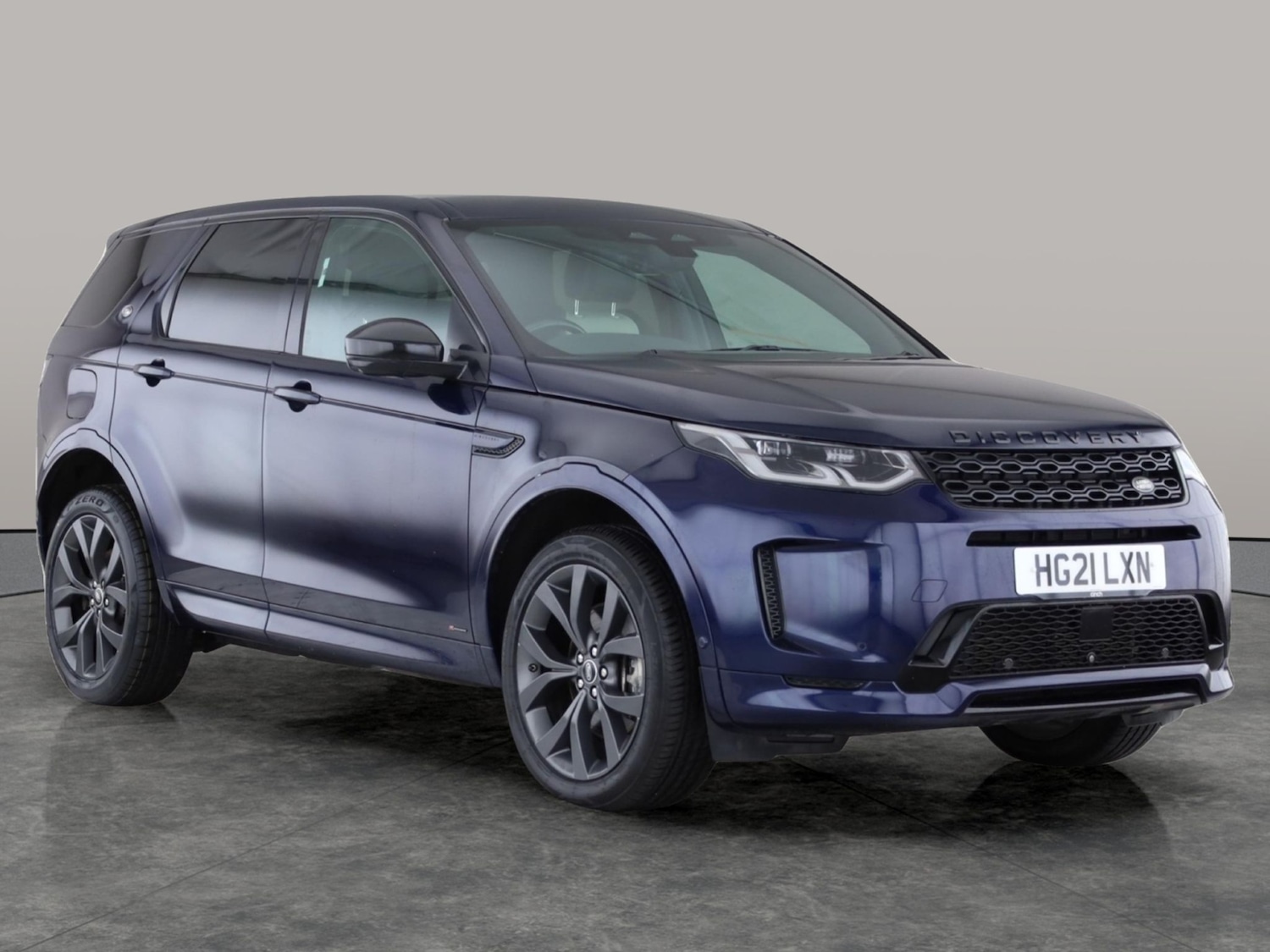 Used Land Rover Discovery Sport 2021 for sale - 77165677: Photo 4