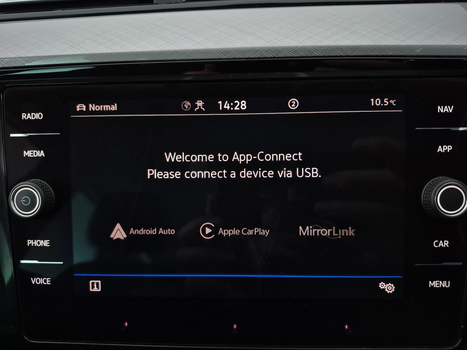 Used Volkswagen Passat for sale - 77475467: Photo 15