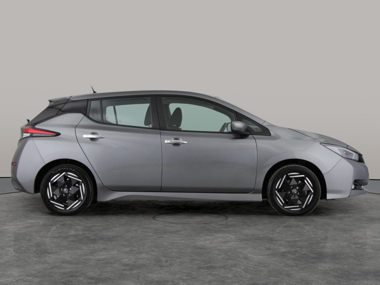 Used Nissan Leaf 2022 for sale - 76162484: Photo 12