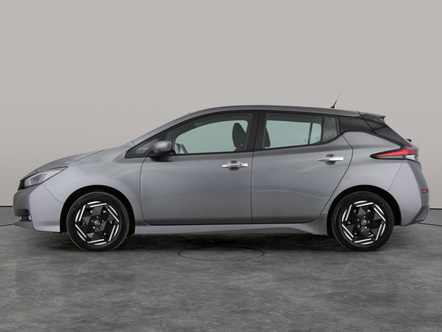 Used Nissan Leaf 2022 for sale - 76162484: Photo 17