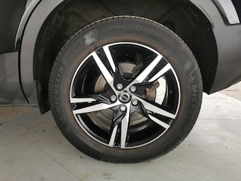 2.0 B3 MHEV Plus SUV 5dr Petrol Hybrid DCT Auto Euro 6 (s/s) (163 ps) - ADA