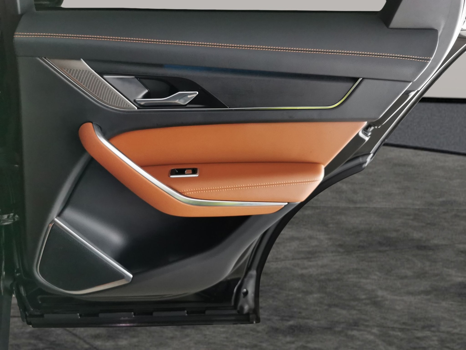 Used Jaguar F-Pace 2023 for sale - 77269741: Photo 33