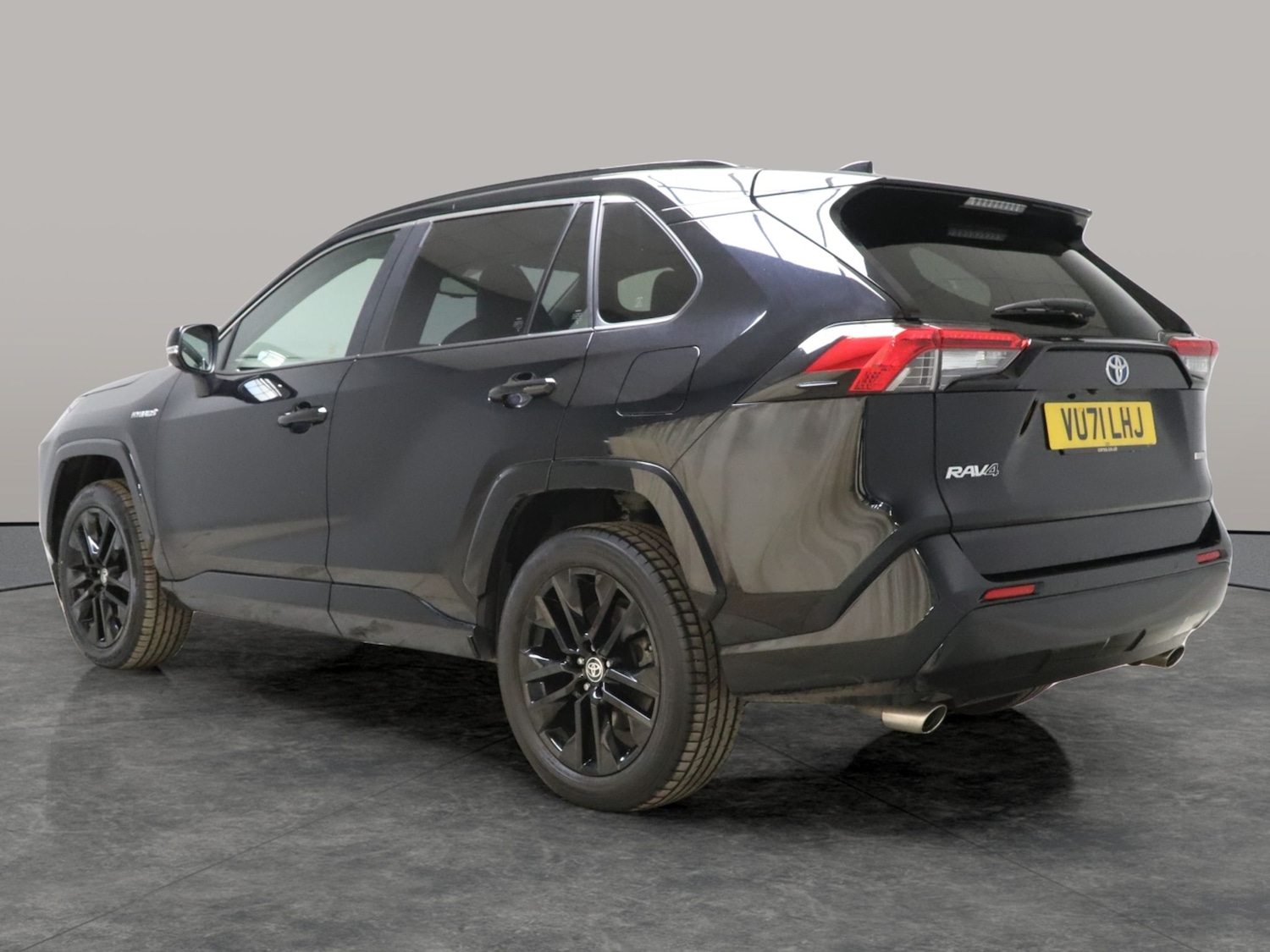 Used Toyota RAV4 2021 for sale - 76209841: Photo 16