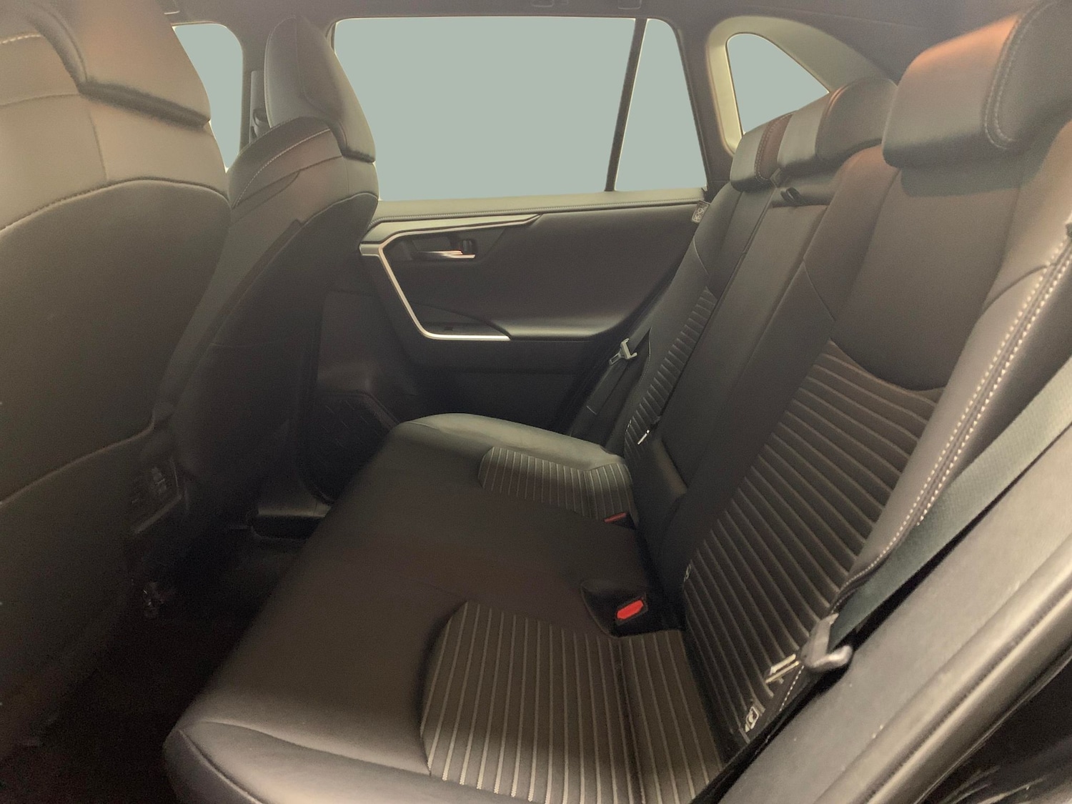 Used Toyota RAV4 2021 for sale - 76209841: Photo 33