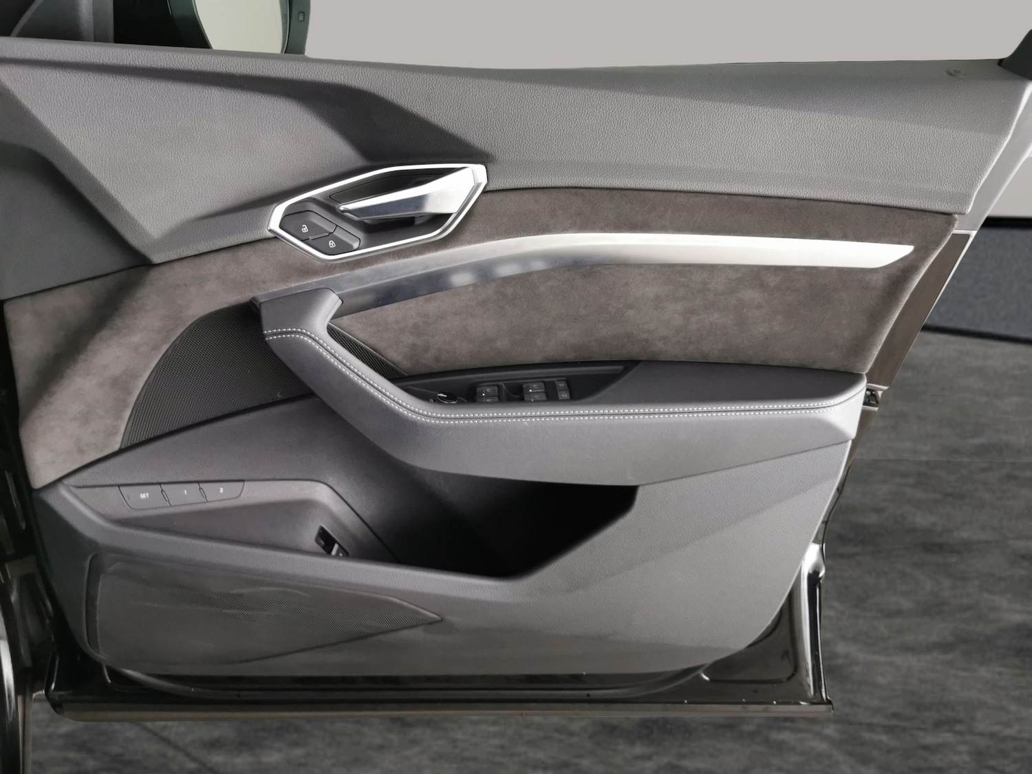 Used Audi e-tron 2023 for sale - 77269724: Photo 35