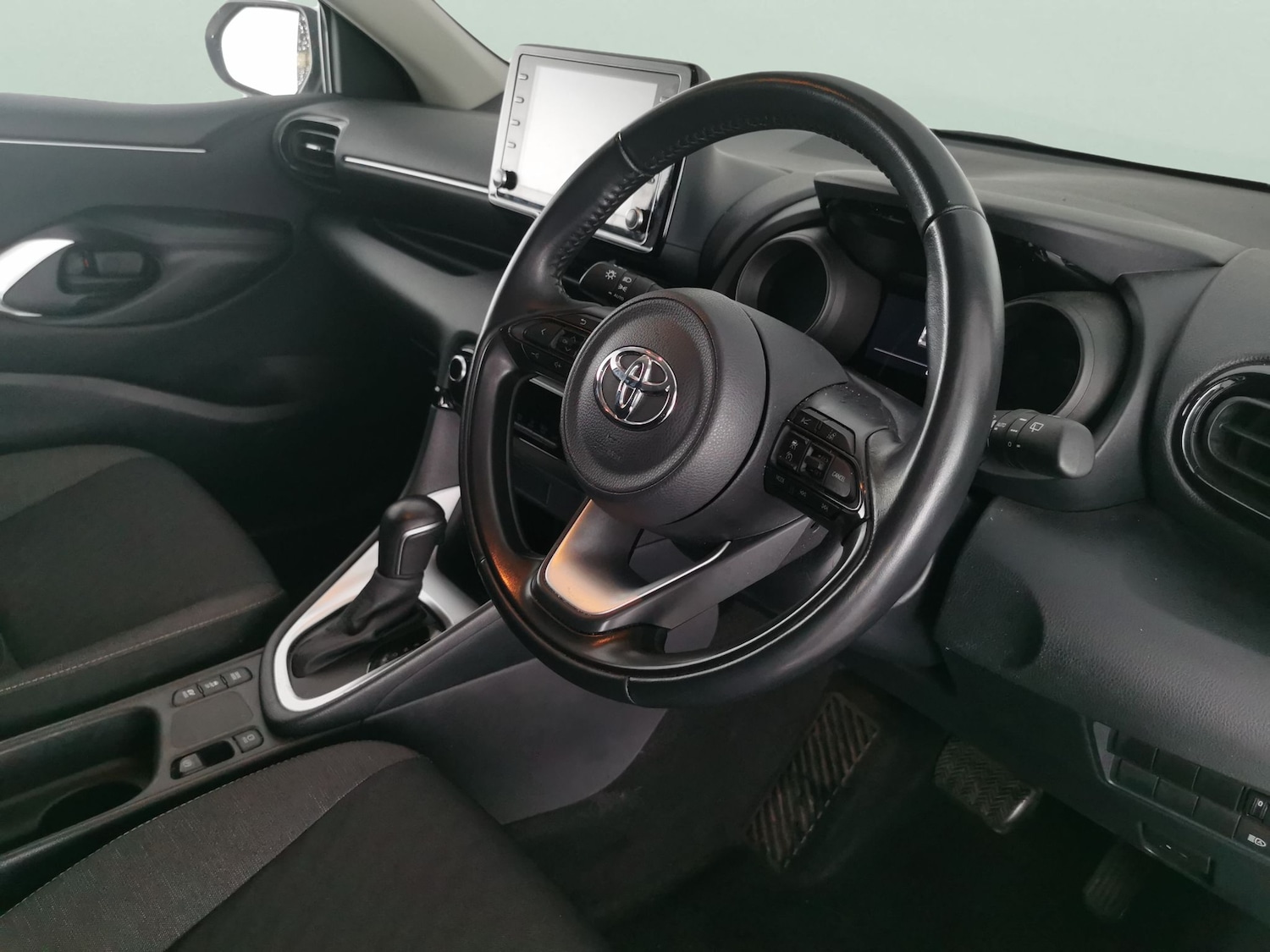Used Toyota Yaris 2022 for sale - 77127910: Photo 14
