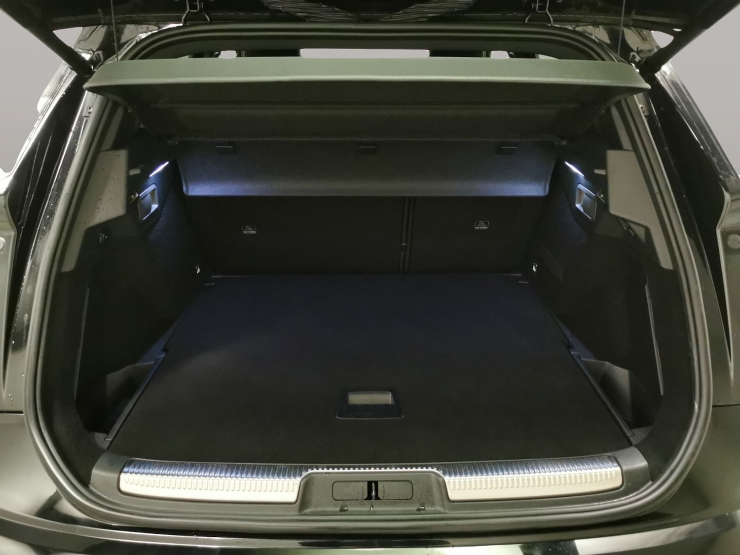 Used DS Automobiles DS 7 Crossback 2023 for sale - 77193997: Photo 33