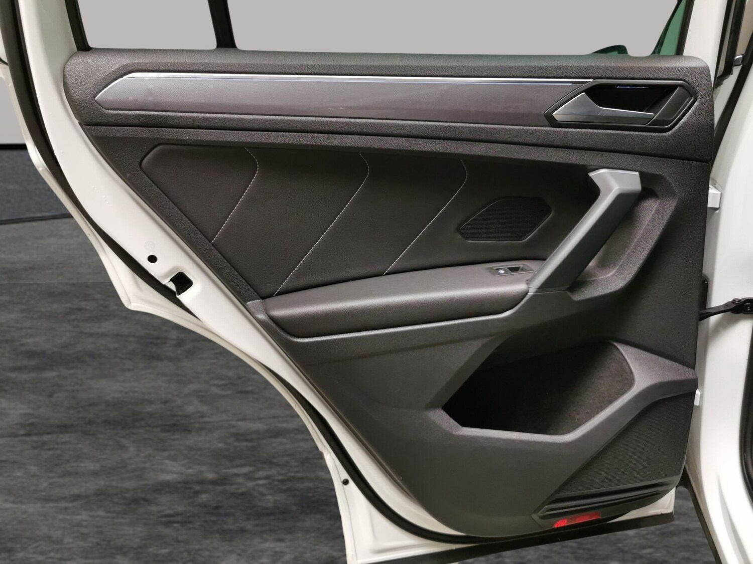 Used Volkswagen Tiguan 2019 for sale - 78051812: Photo 27