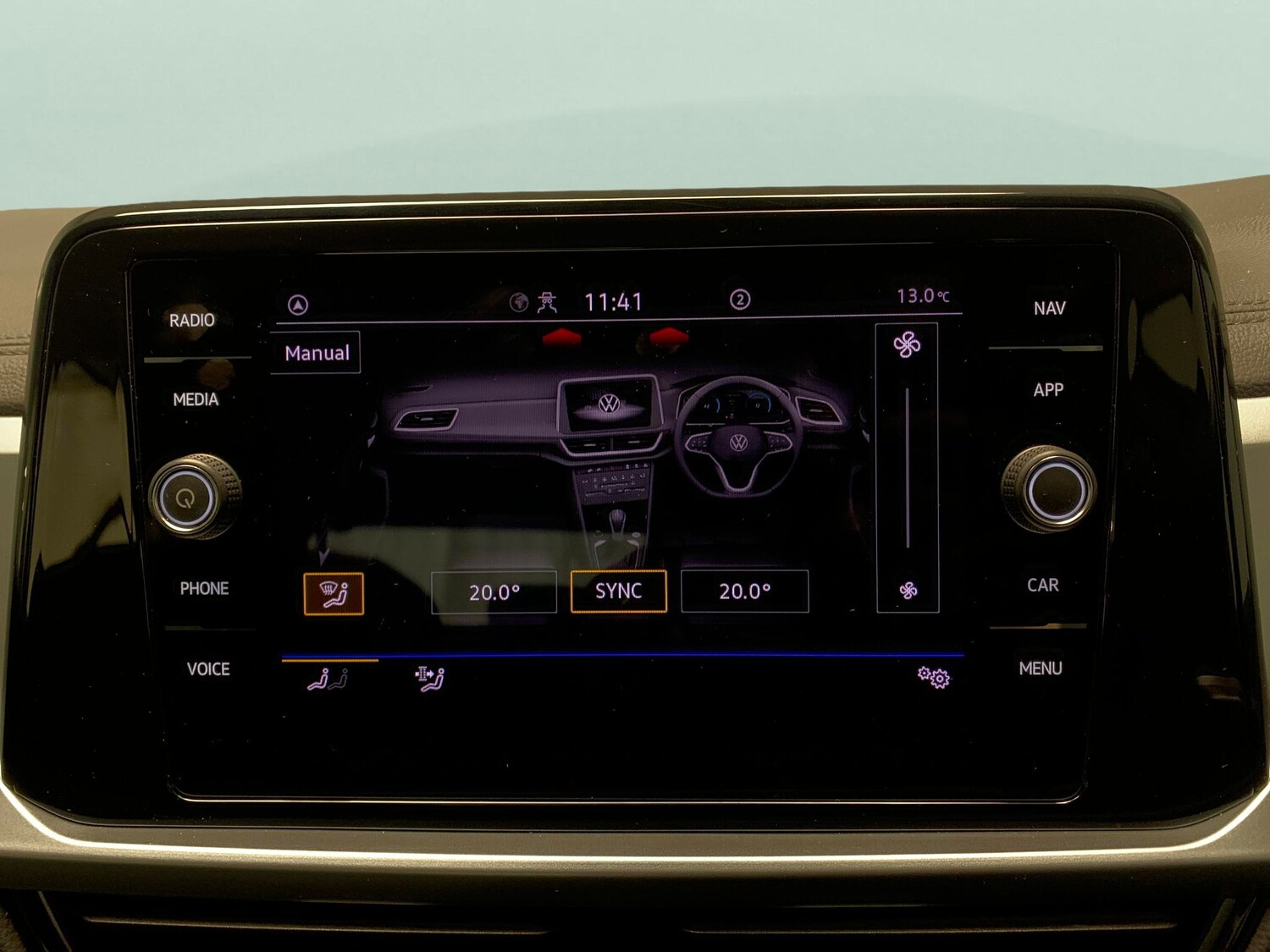 Used Volkswagen T-Roc 2022 for sale - 77890343: Photo 17