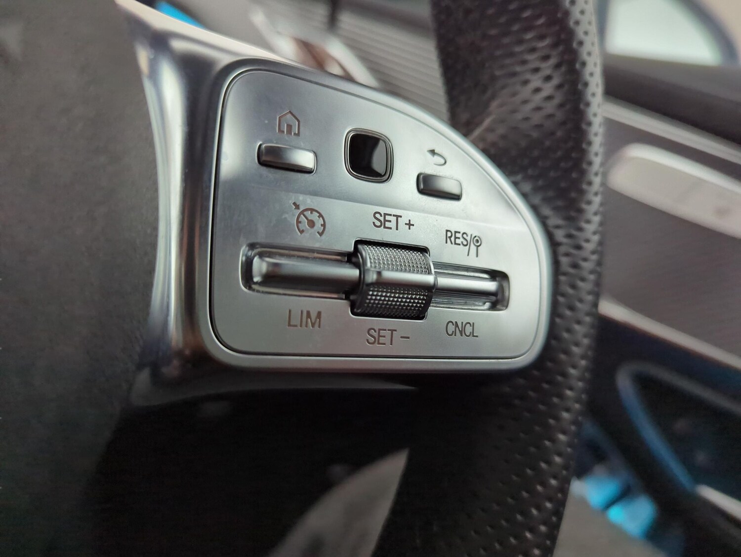 Used Mercedes-Benz EQC for sale - 77760305: Photo 25