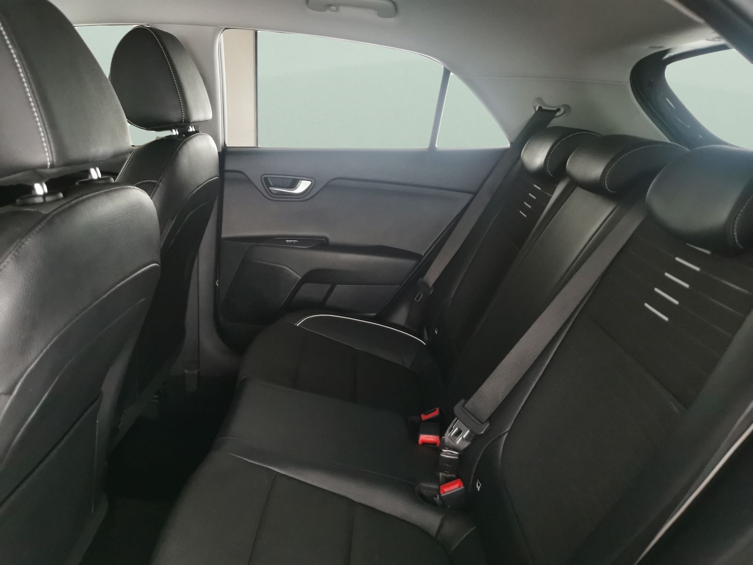 Used Kia Rio 2023 for sale - 77730630: Photo 27