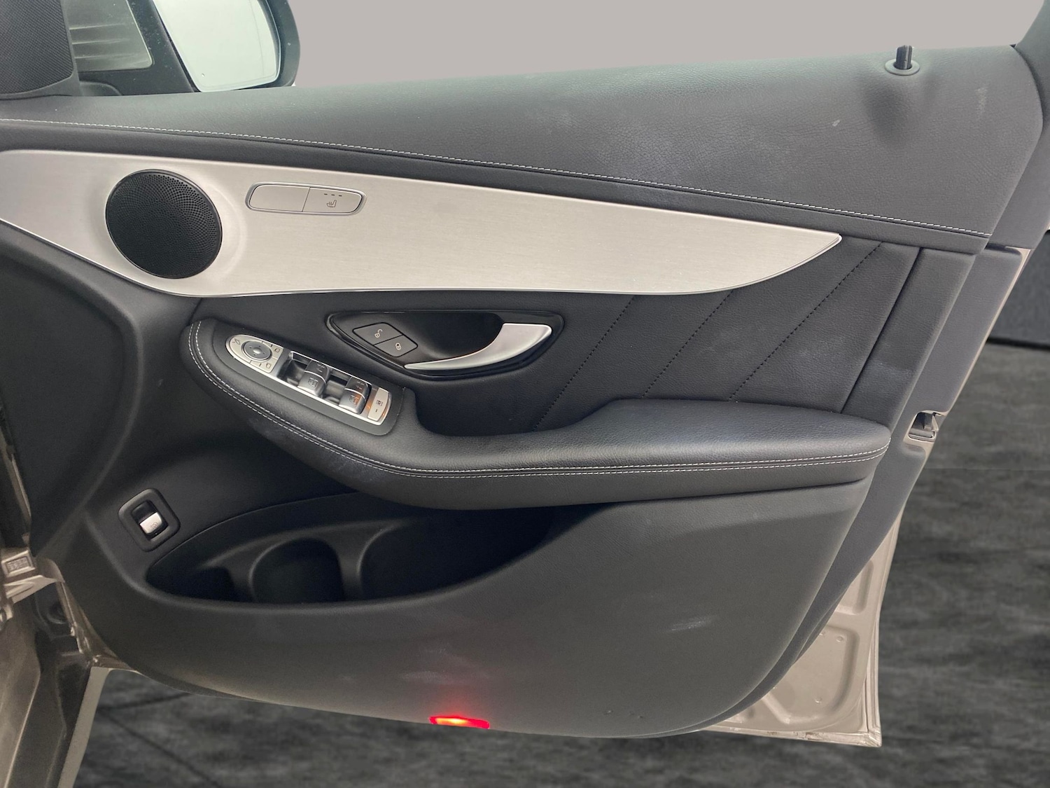 Used Mercedes-Benz GLC 2021 for sale - 76162486: Photo 37