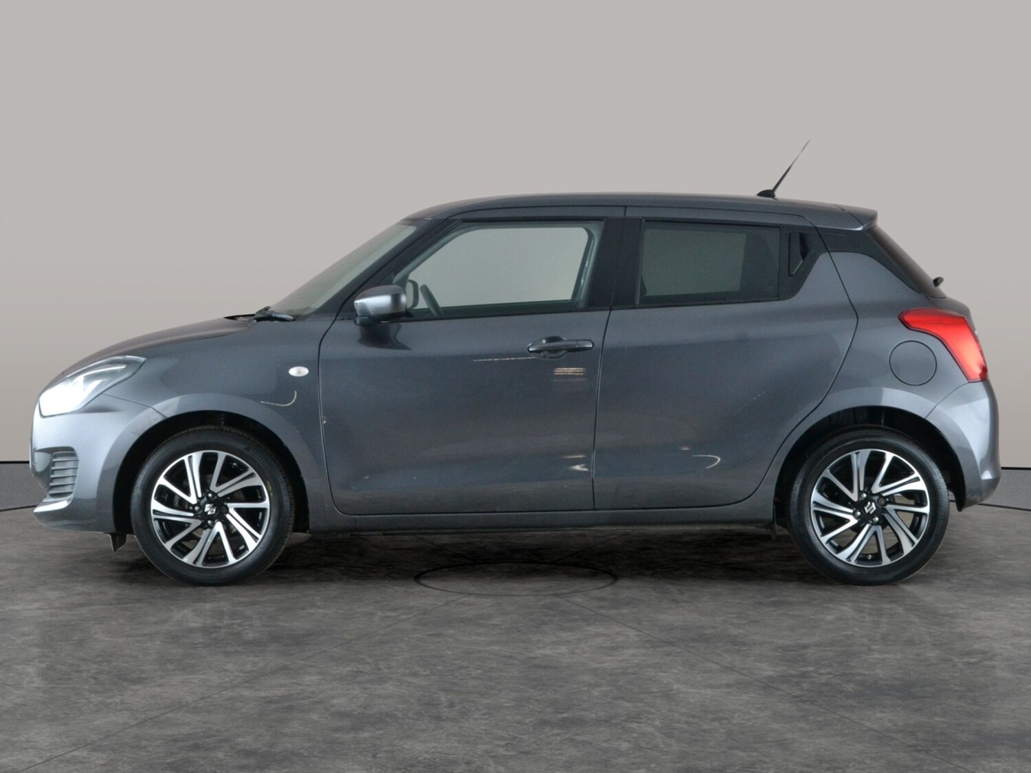 Used Suzuki Swift 2022 for sale - 77418104: Photo 12