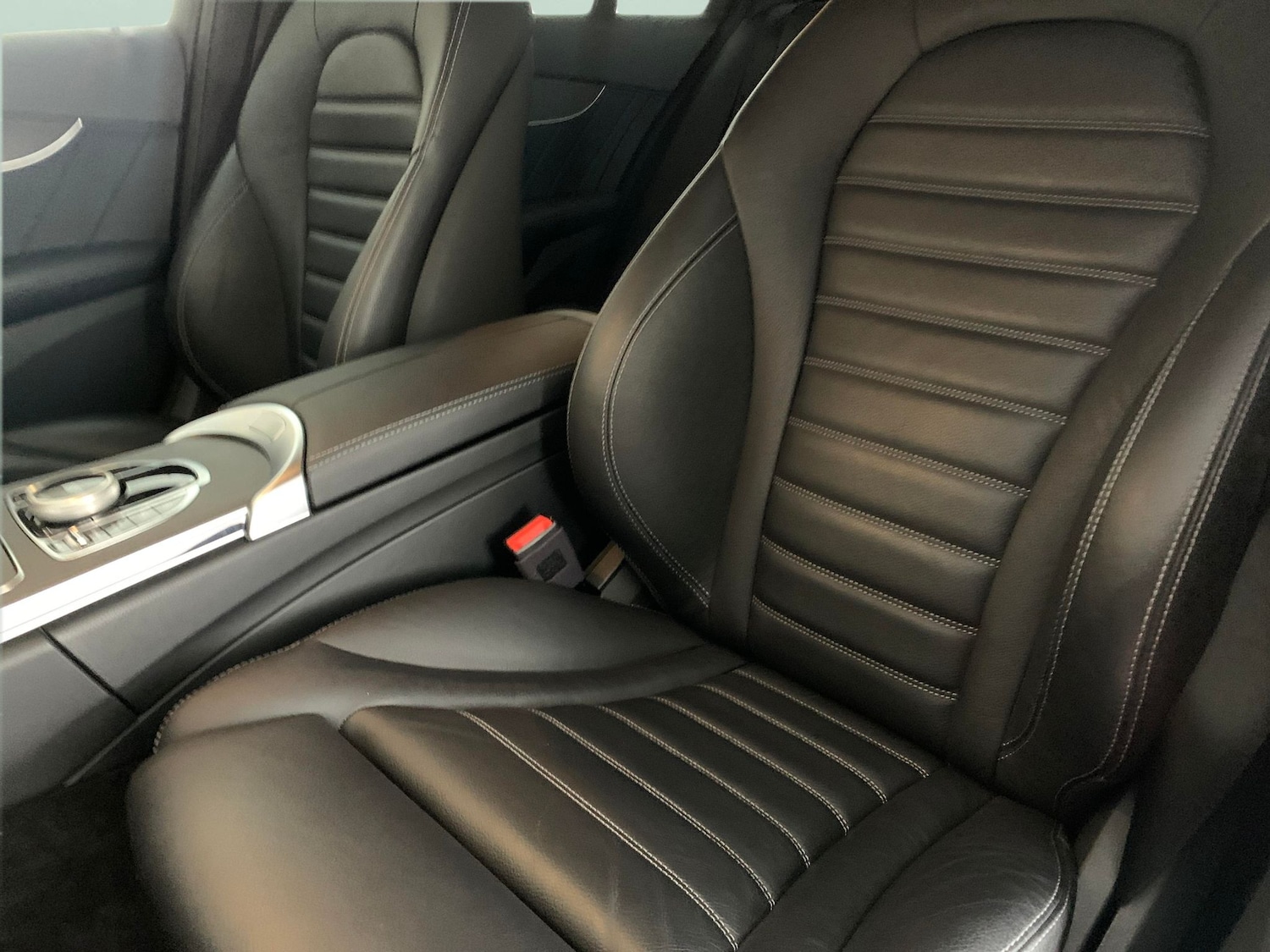 Used Mercedes-Benz C Class 2020 for sale - 76971749: Photo 6