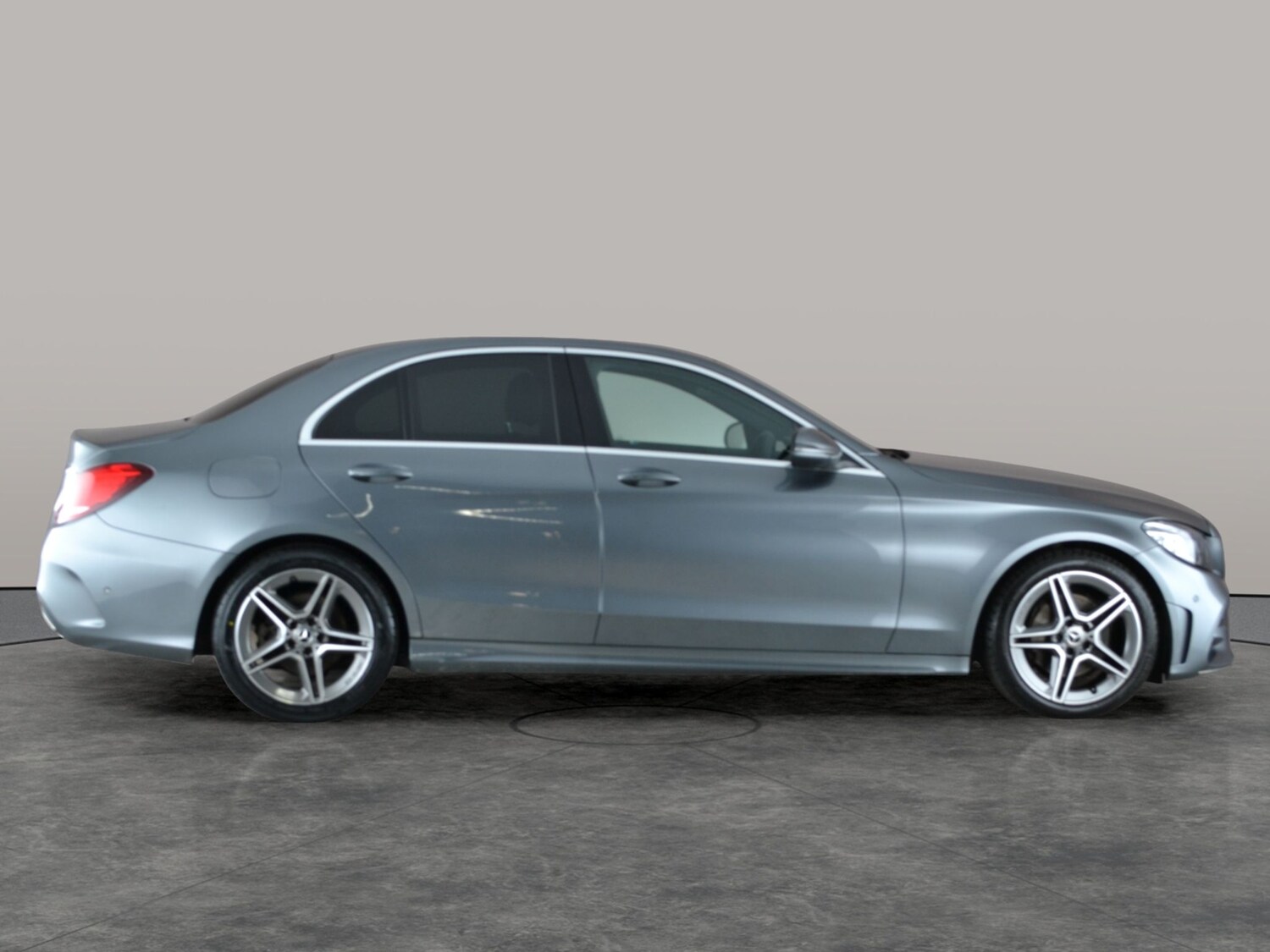 Used Mercedes-Benz C Class 2020 for sale - 76971749: Photo 9