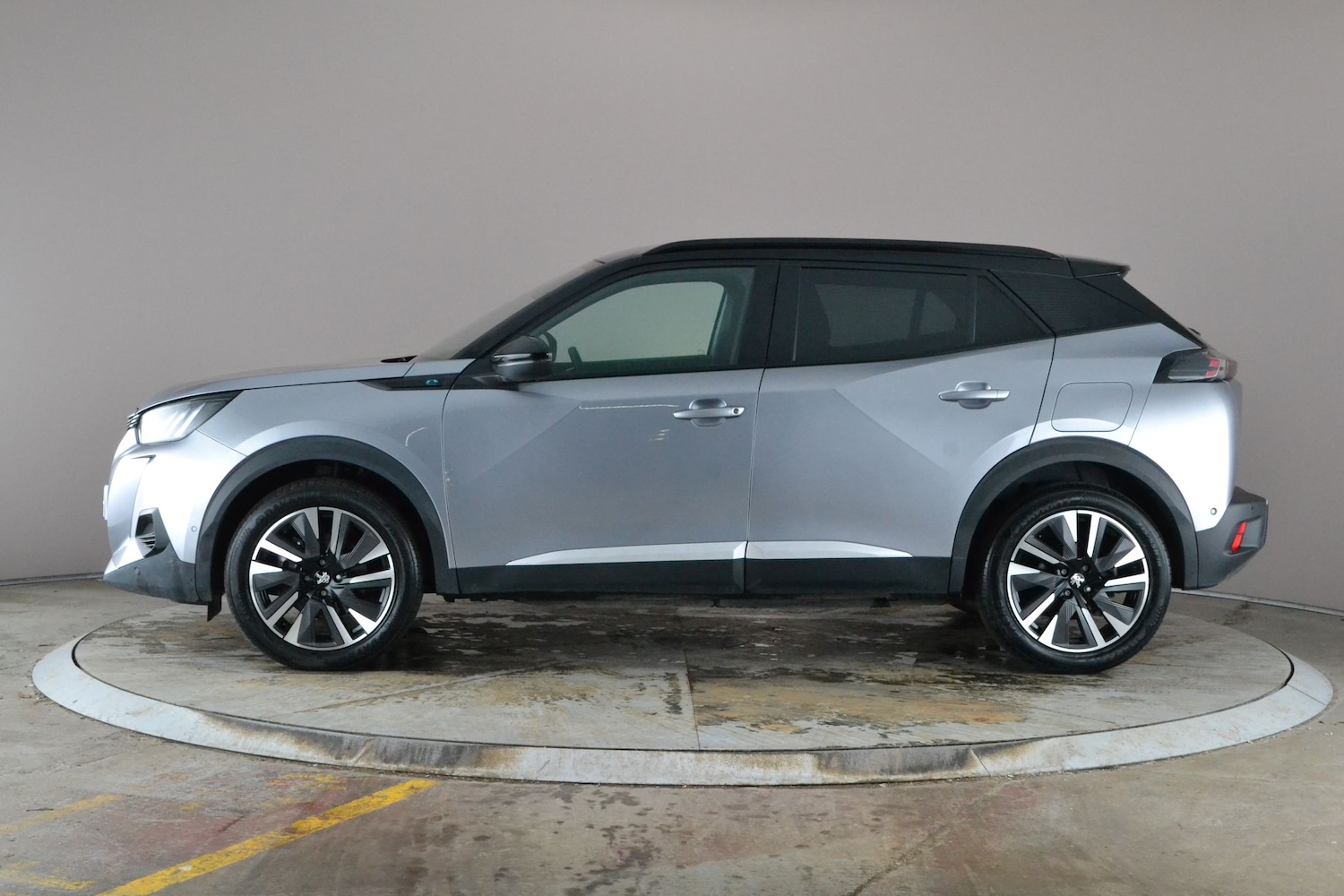 Used Peugeot 2008 2021 for sale - 77493045: Photo 14