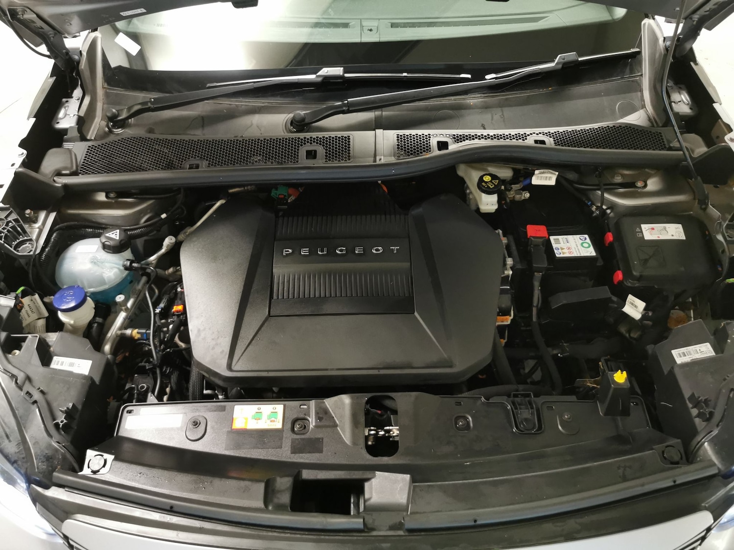 Used Peugeot 2008 2021 for sale - 77493045: Photo 34