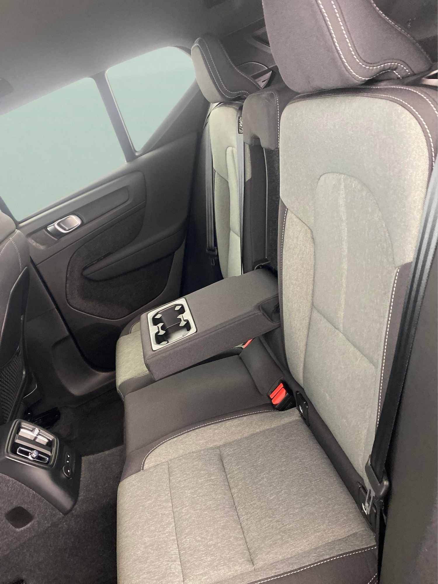 Used Volvo XC40 2022 for sale - 76159377: Photo 36