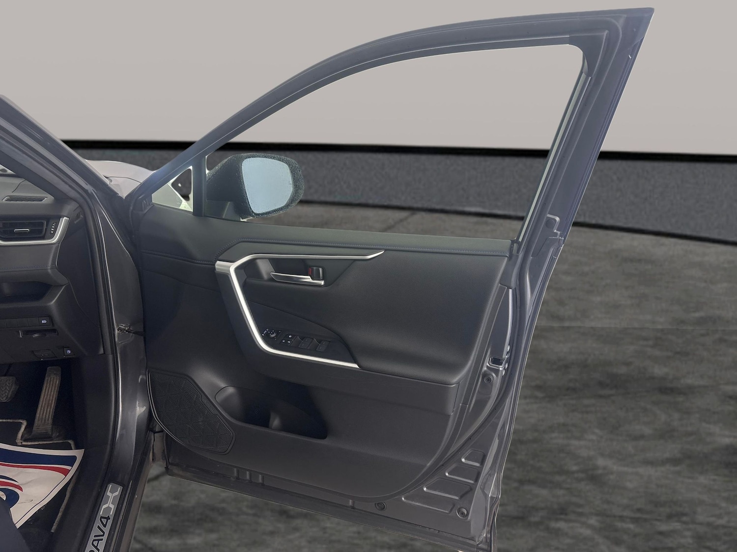 Used Toyota RAV4 2022 for sale - 78199733: Photo 30