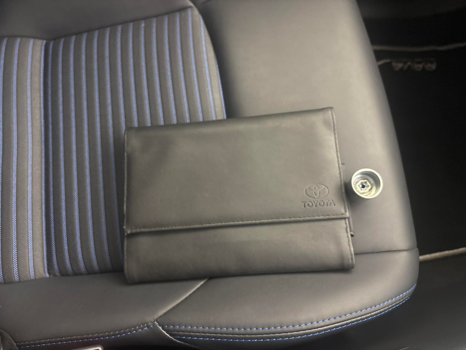 Used Toyota RAV4 2022 for sale - 78199733: Photo 31