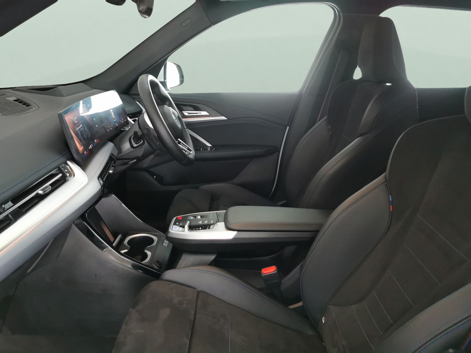 Used BMW iX1 2024 for sale - 76653028: Photo 4