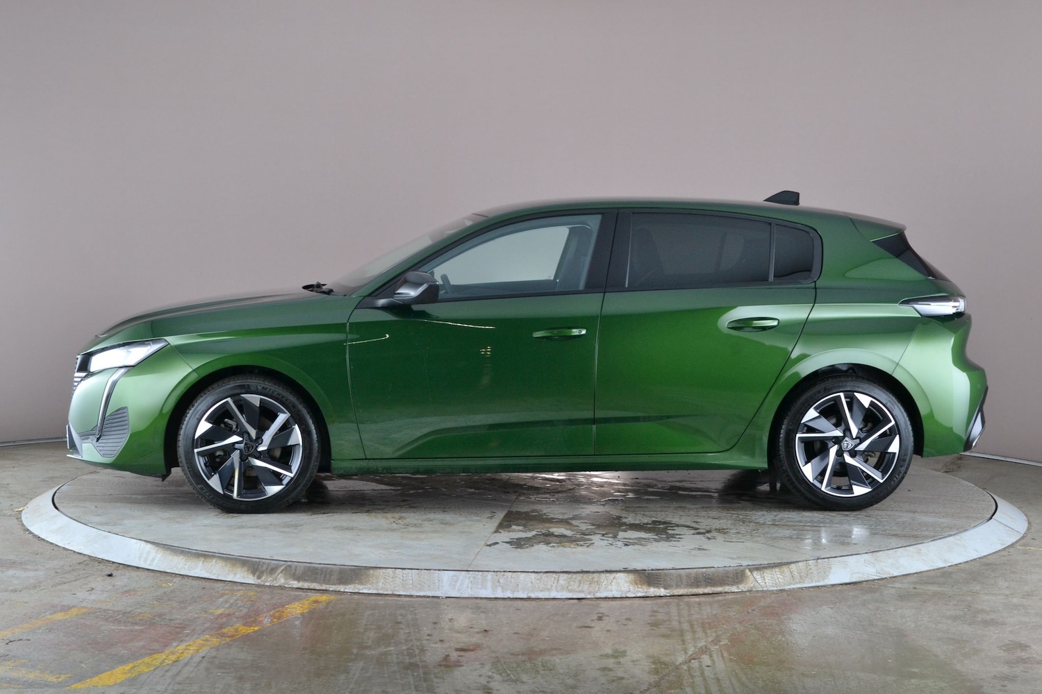 Used Peugeot 308 2023 for sale - 77170891: Photo 14