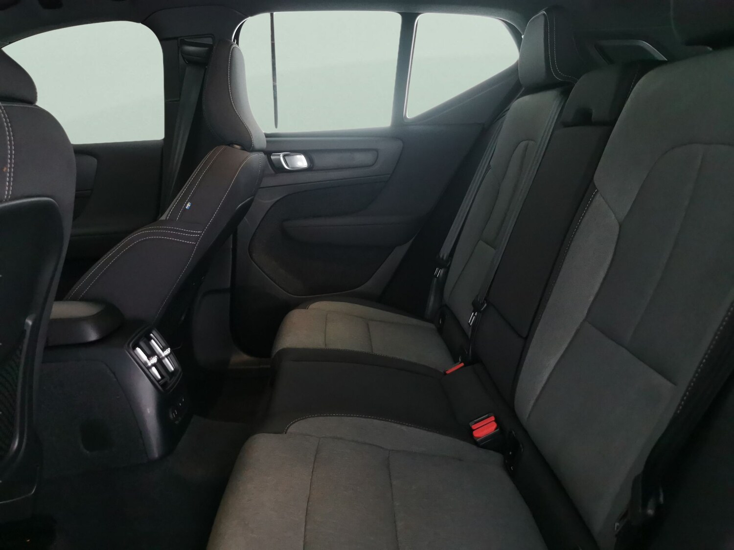 Used Volvo XC40 2023 for sale - 77934714: Photo 28