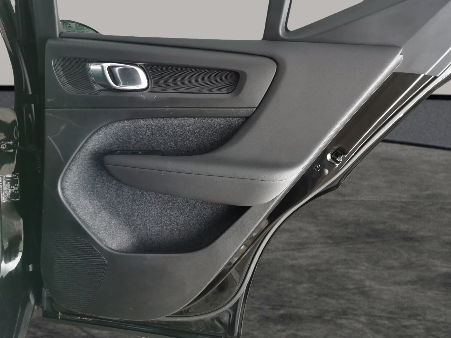 Used Volvo XC40 2023 for sale - 77934714: Photo 31