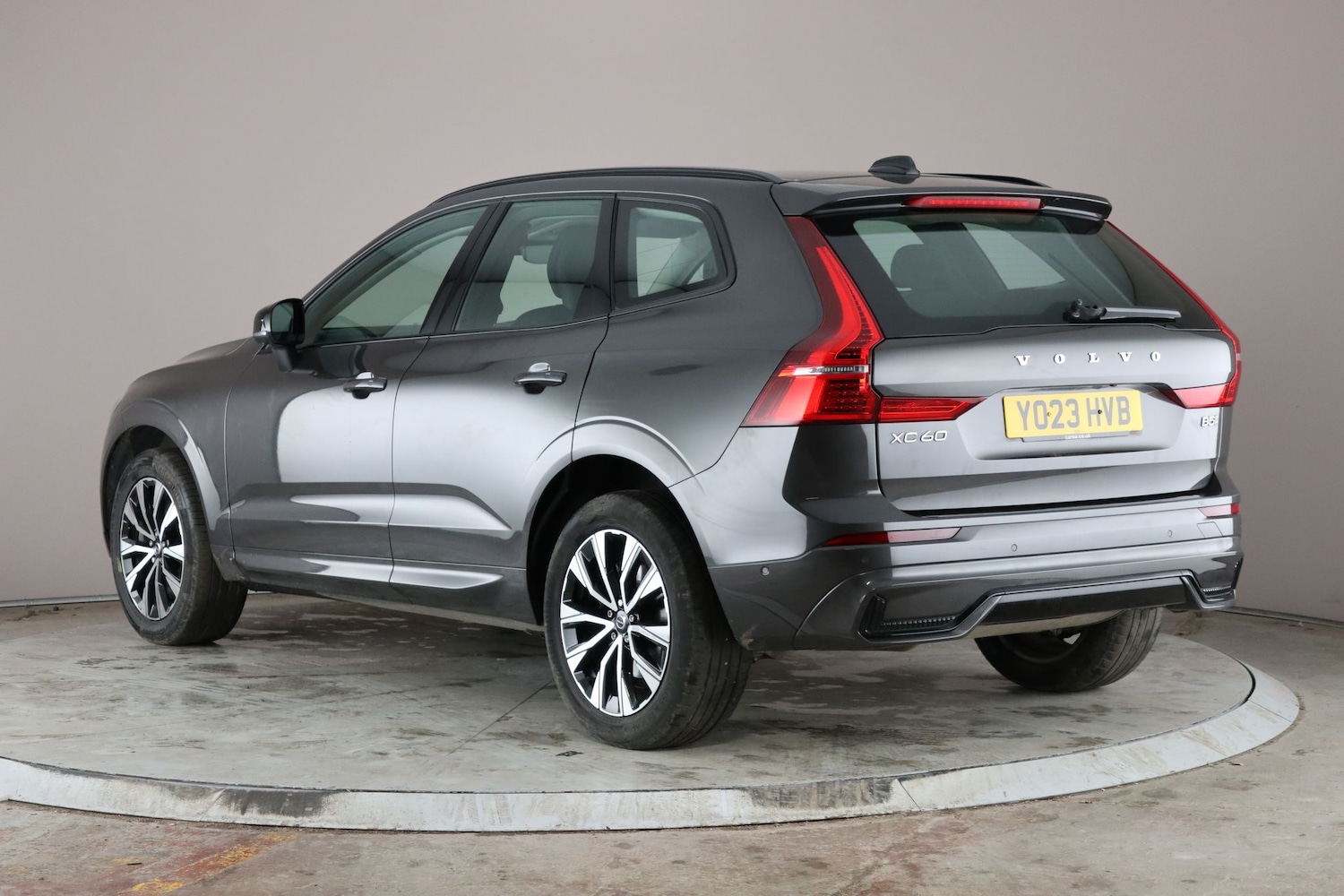 Used Volvo XC60 2023 for sale - 76738731: Photo 14