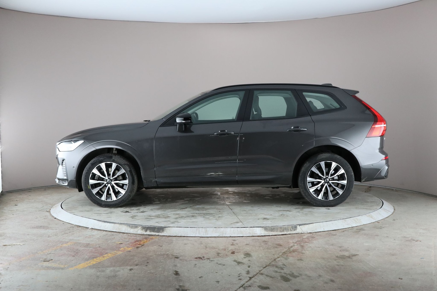 Used Volvo XC60 2023 for sale - 76738731: Photo 15