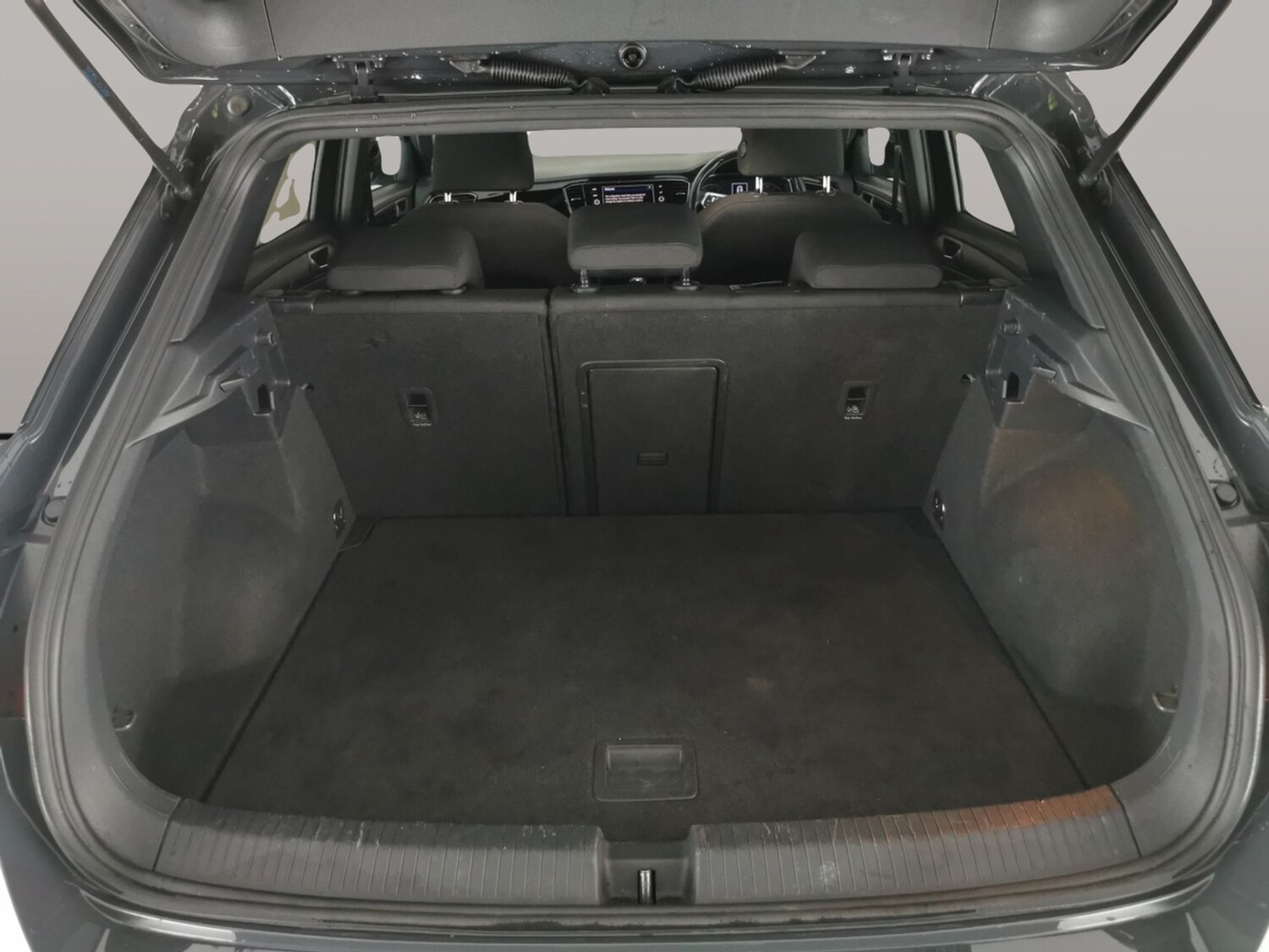 Used Volkswagen T-Roc for sale - 77660781: Photo 29