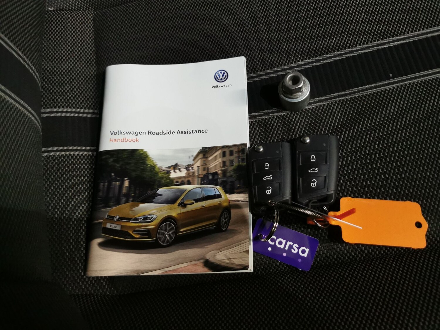 Used Volkswagen T-Roc for sale - 77660781: Photo 31