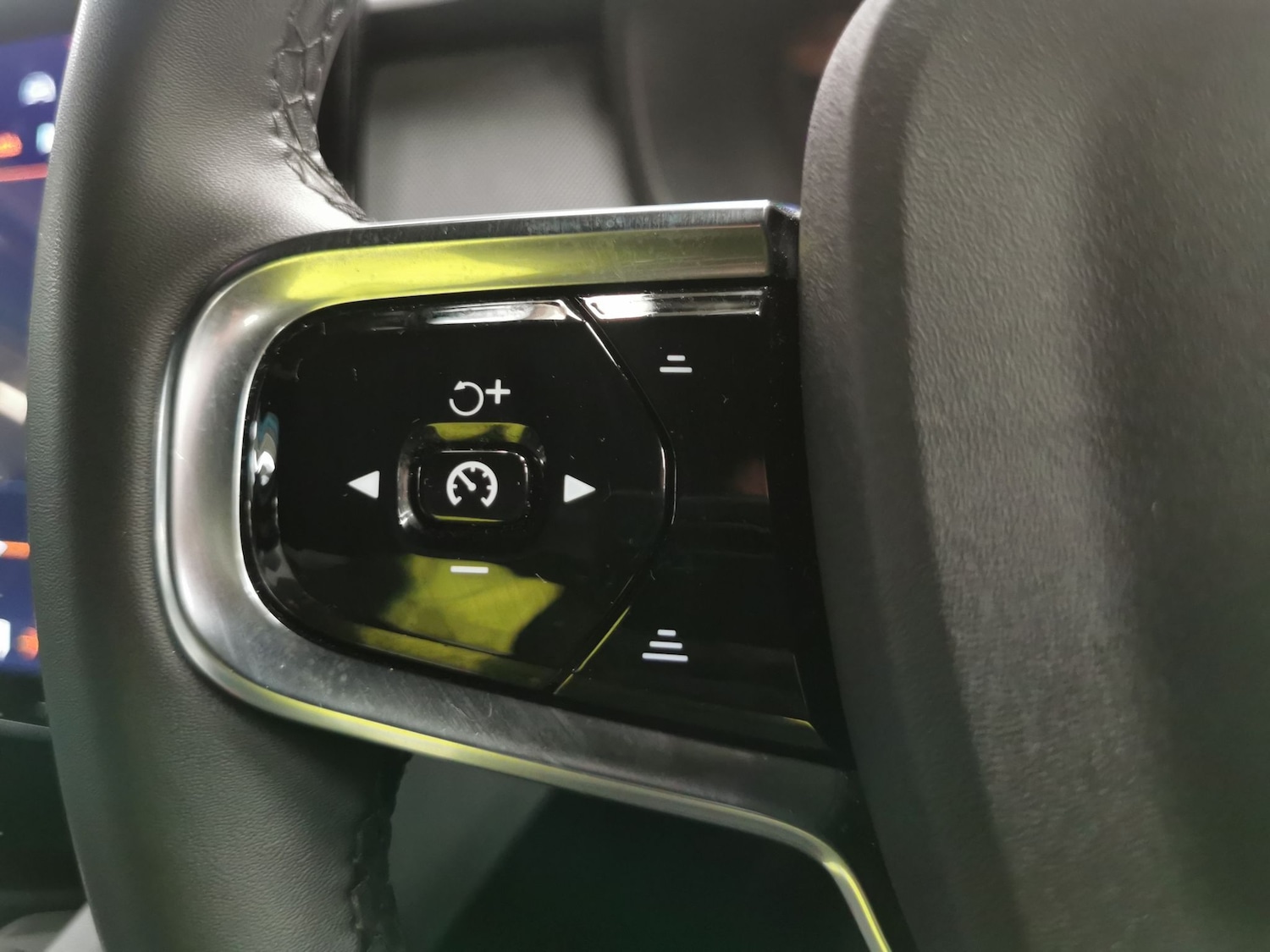 Used Polestar Polestar 2 2022 for sale - 77300810: Photo 17