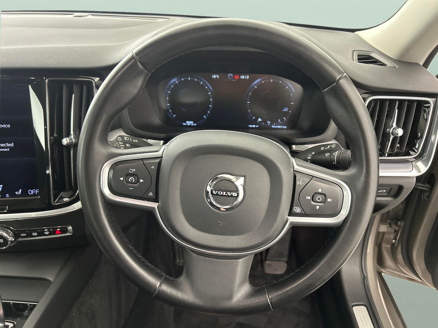 Used Volvo V60 2022 for sale - 76178278: Photo 13