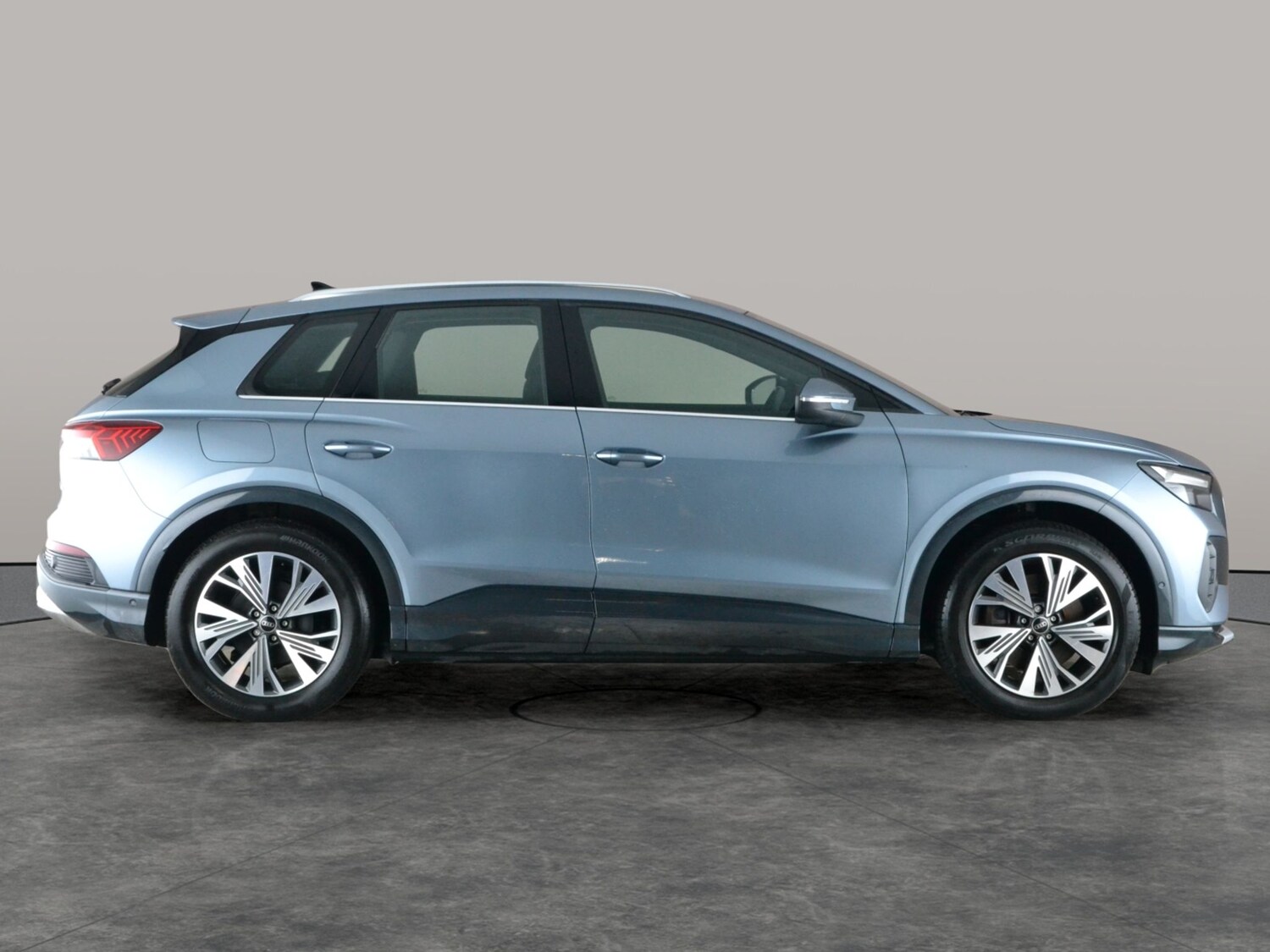 Used Audi Q4 e-tron 2022 for sale - 77493050: Photo 9