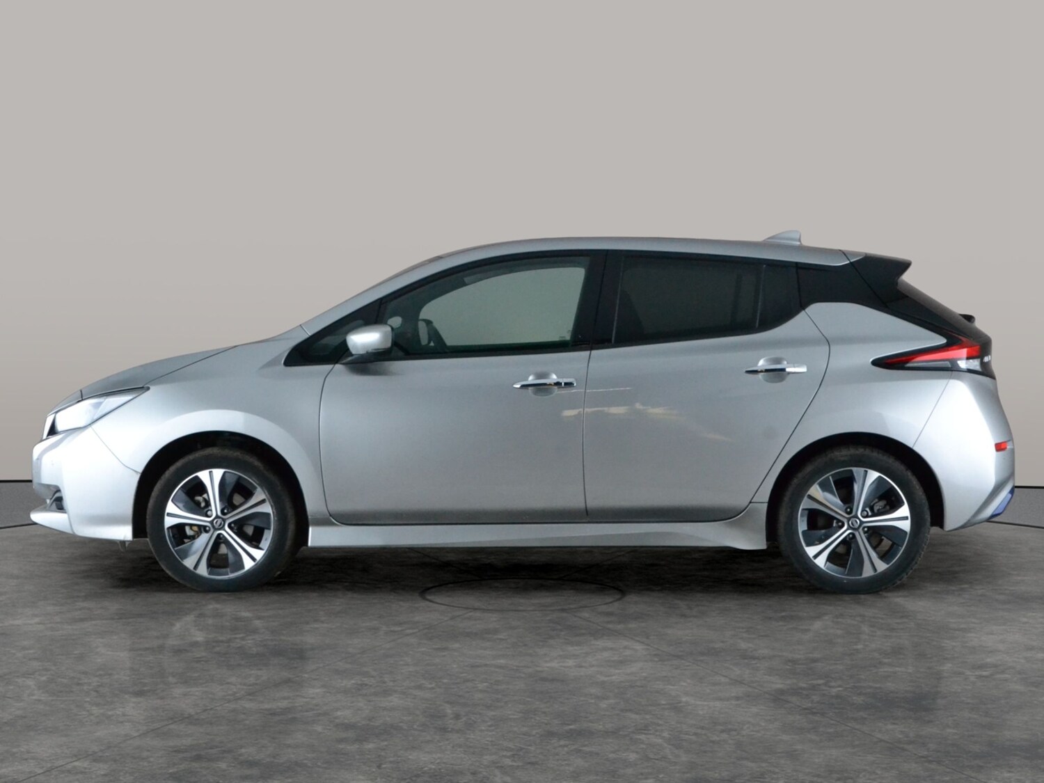 Used Nissan Leaf for sale - 77962879: Photo 13