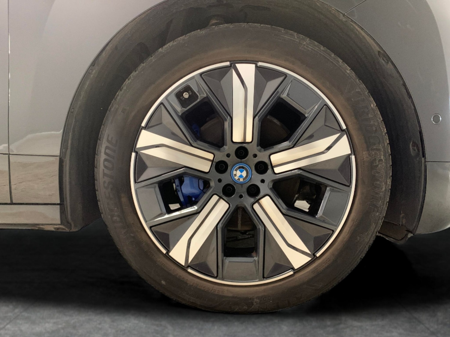 Used BMW iX 2022 for sale - 76709880: Photo 24