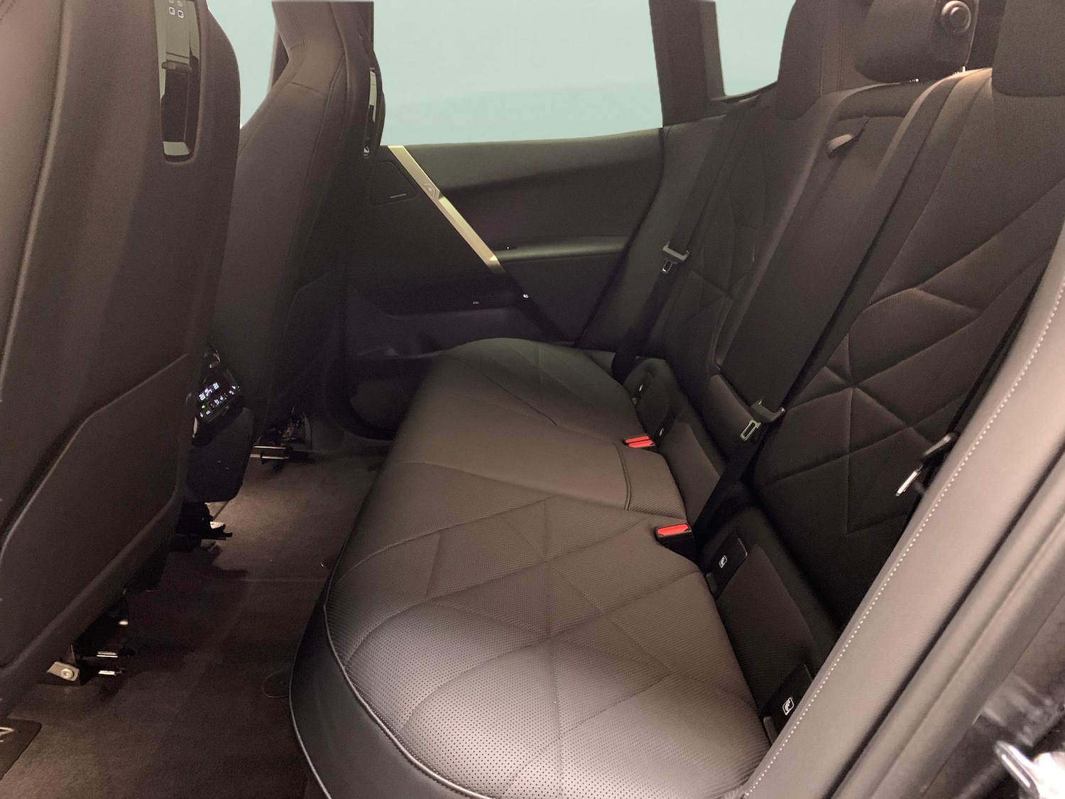 Used BMW iX 2022 for sale - 76709880: Photo 26