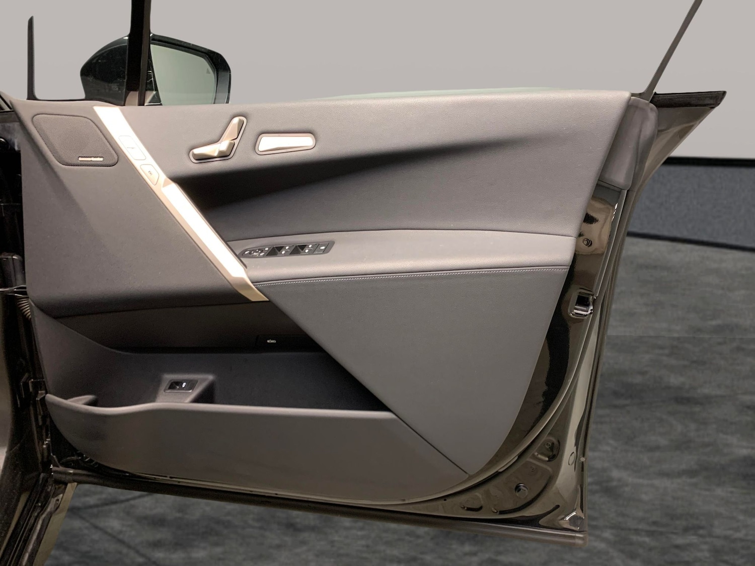 Used BMW iX 2022 for sale - 76709880: Photo 30