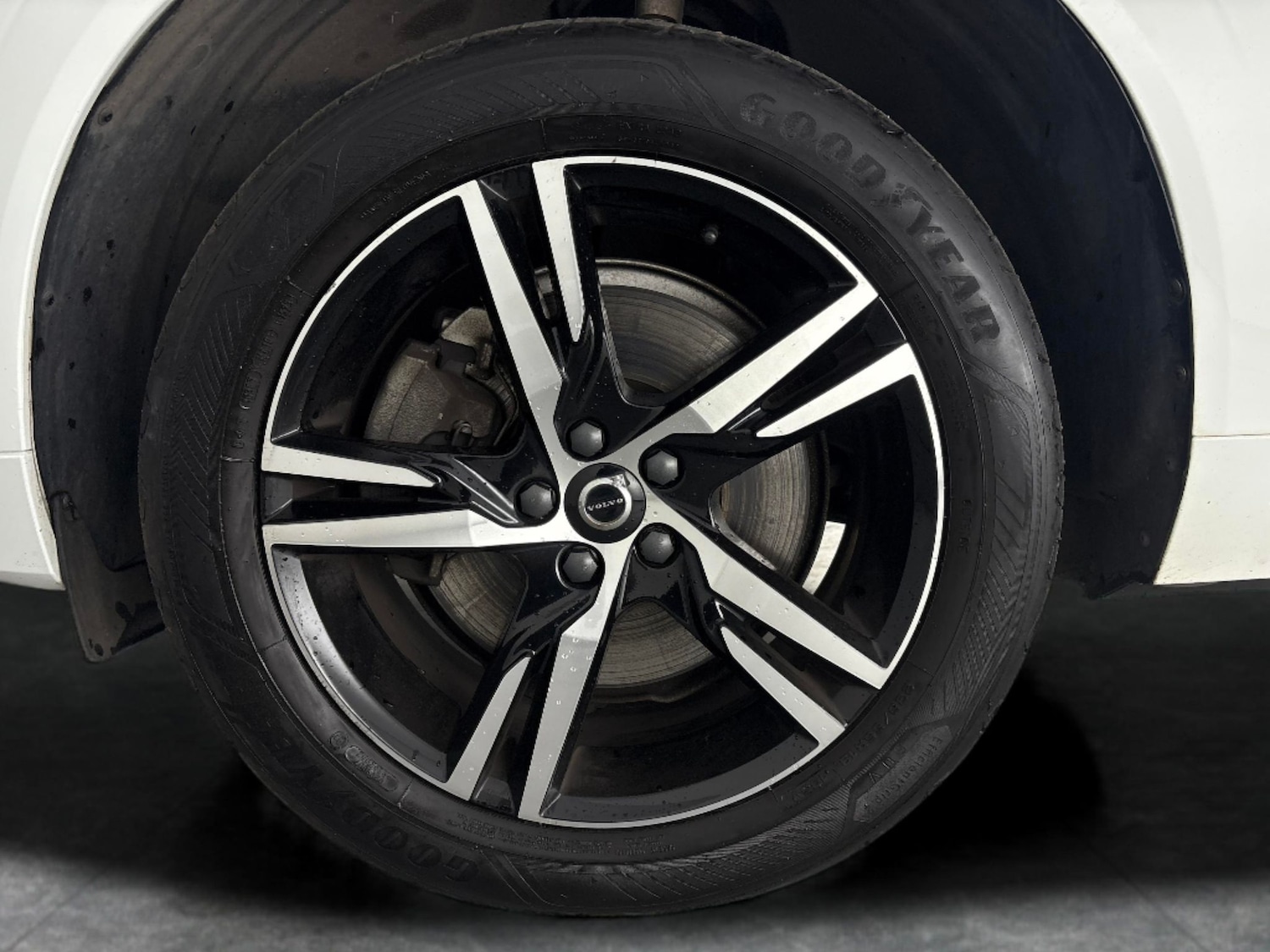 Used Volvo XC60 2022 for sale - 76141133: Photo 37