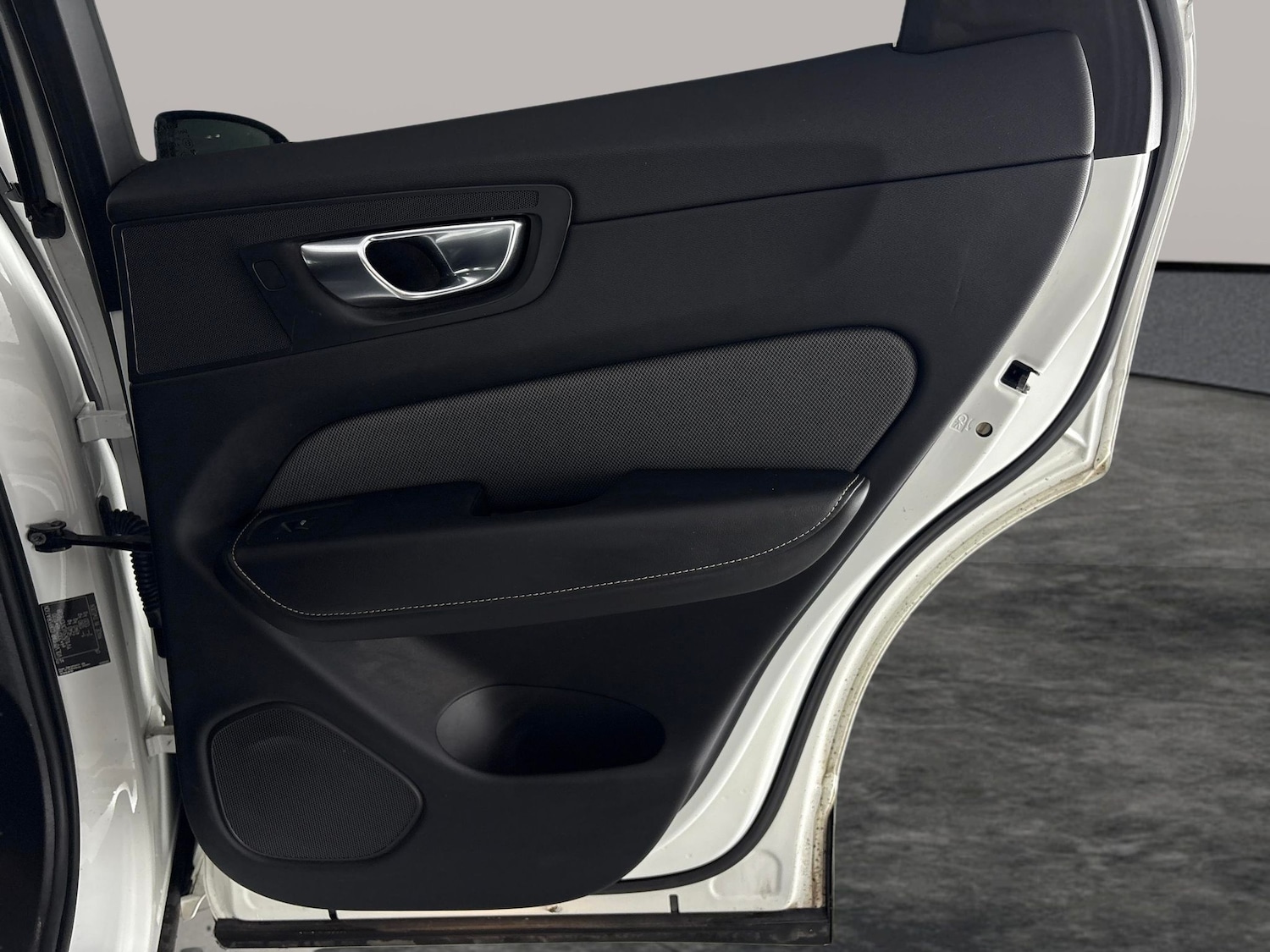 Used Volvo XC60 2022 for sale - 76141133: Photo 45