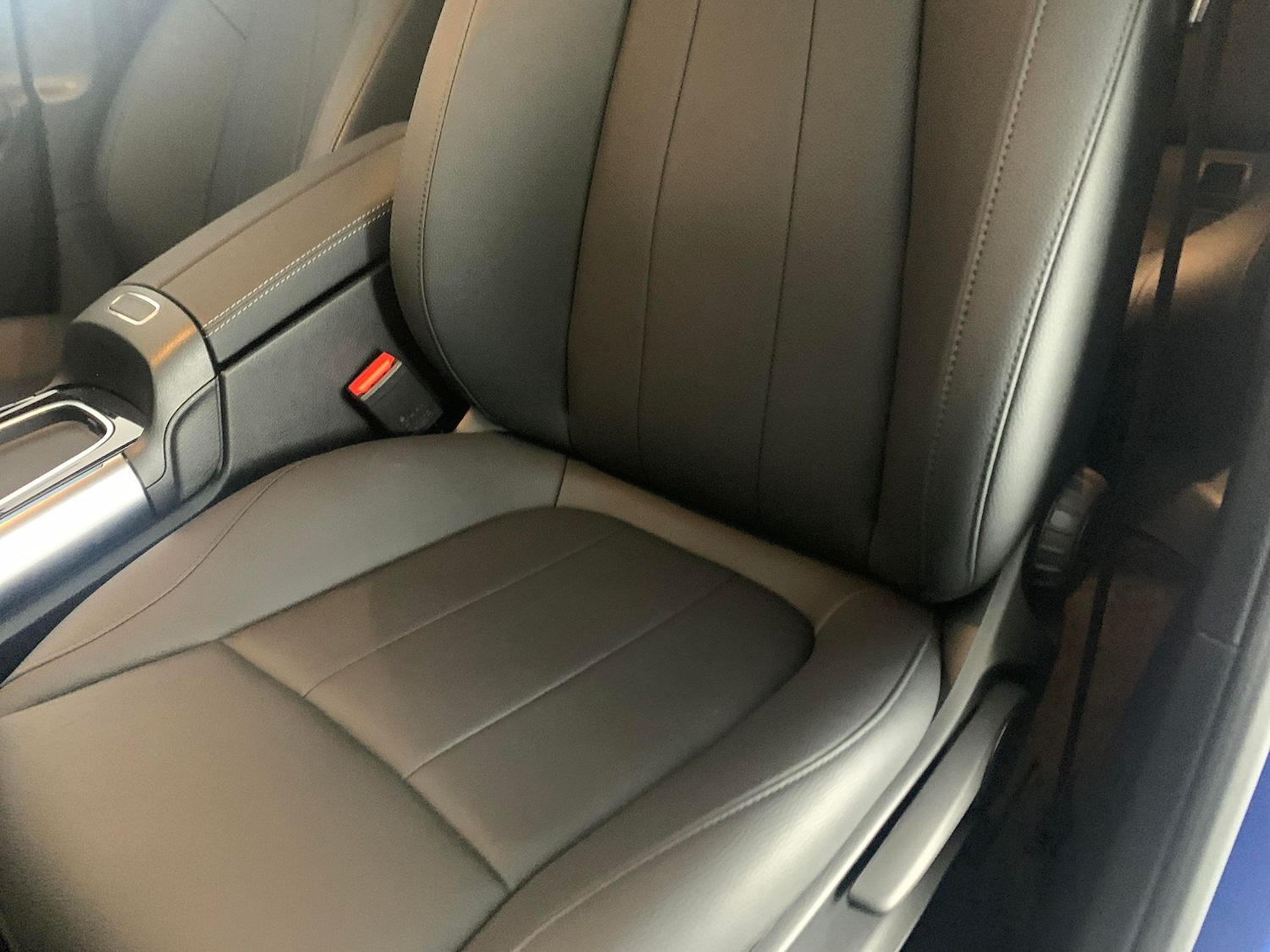 Used Mercedes-Benz EQA 2024 for sale - 76450104: Photo 8