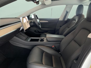 Used Tesla Model 3 2021 for sale - 76935119: Photo