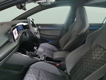 Used Volkswagen Golf 2023 for sale - 77675959: Photo