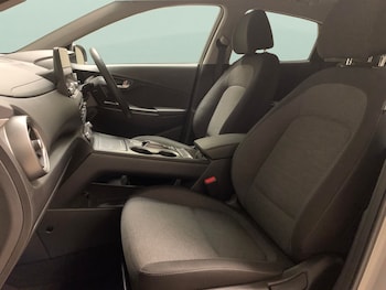 Used Hyundai KONA 2023 for sale - 79367424: Photo