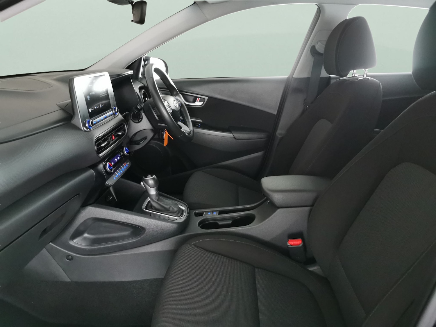 Used Hyundai KONA 2022 for sale - 76969484: Photo 4